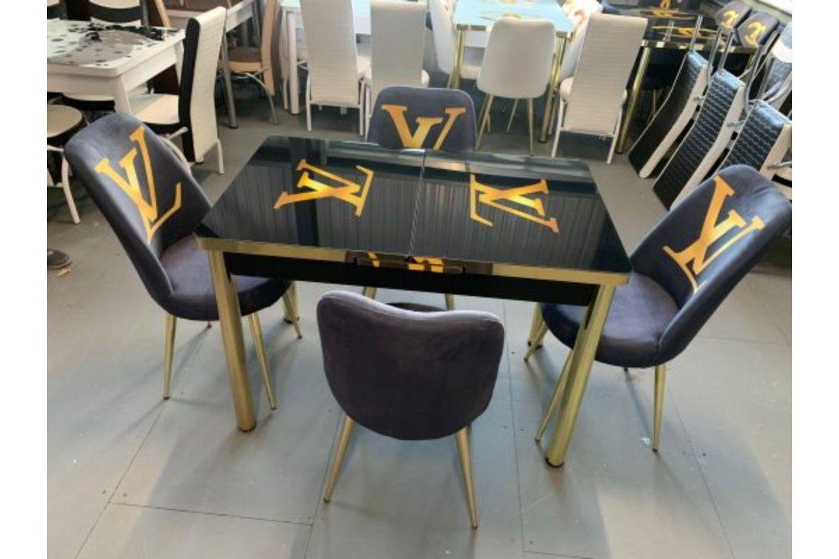 Black High Gloss Dining Table and Chairs